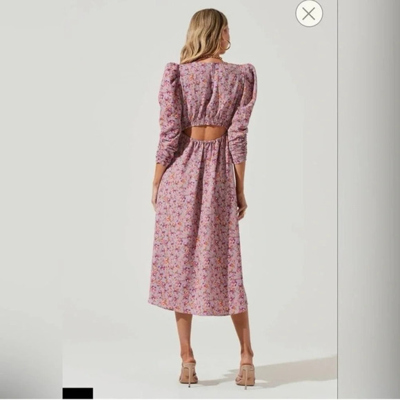 Astr The Label Cut Out back puff sleeve Midi Dress floral 16798 - Picture 5 of 16